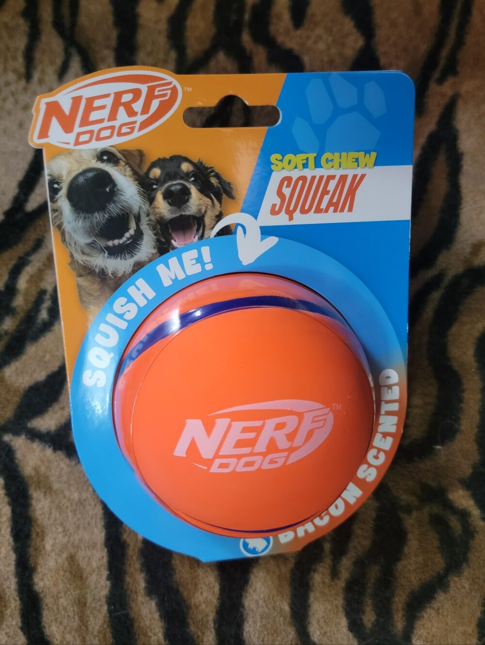 Nerf Dog Ball Orange Soft Chew Squeak Toy Bacon Smell Sz. Large